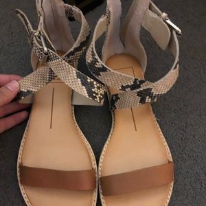 Dolce vita sandals